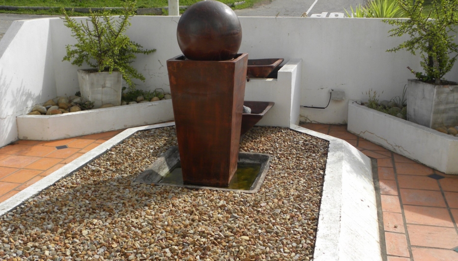 5 Bedroom Property for Sale in Wavecrest Eastern Cape